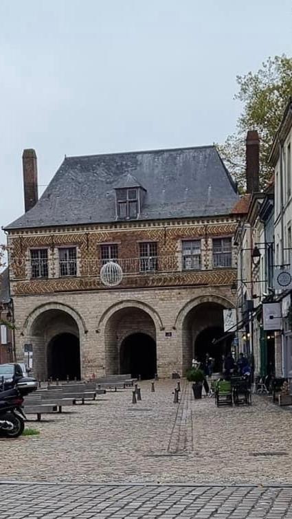 La Petite Place De La Porte De Gand Lille Kültér fotó